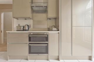GFF Elegant & Central & Spacious 2 Bed Home with Garden - Bath - 8