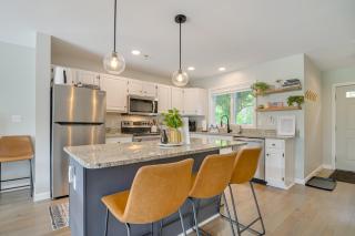 Family-Friendly North Conway Home with Heated Pool! - North Conway - 2