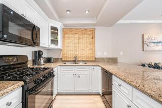 Pet-Friendly 3Br Retreat W- Large Patio Steps From Beach By Beachview Rentals - Newport Beach - 3