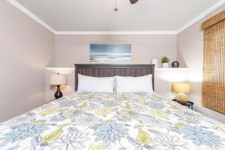 Pet-Friendly 3Br Retreat W- Large Patio Steps From Beach By Beachview Rentals - Newport Beach - 1