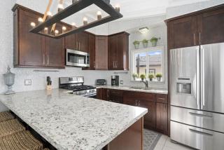 Cozy 2Br W- Ac Private Patio Steps To 40Th St Beach By Beachview Rentals - Newport Beach - 4