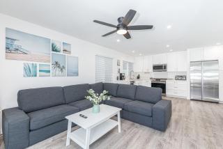 Modern 2Br W- Oceanview Patio Half Block To 29Th St Beach By Beachview Rentals - Newport Beach - 6