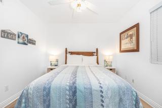 Spacious 4Br W Oceanview Balcony & Ac Near 40Th St Beach By Beachview Rentals - 1