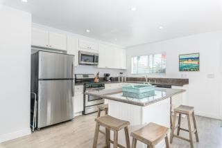 Updated 2Br W- Ac, Large Patio, Grill - One Block To Sand By Beachview Rentals - Newport Beach - 8