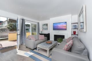 Updated 2Br W- Ac, Large Patio, Grill - One Block To Sand By Beachview Rentals - Newport Beach - 6