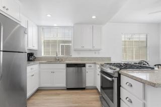 Pet-Friendly 3Br W- Ac Rooftop Deck 2 Houses From Beach By Beachview Rentals - Newport Beach - 7