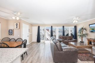 Pet-Friendly 3Br W- Ac Rooftop Deck 2 Houses From Beach By Beachview Rentals - Newport Beach - 4