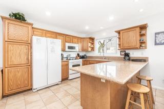 Family-Friendly 2Br Beach Home In Prime Walkable Location By Beachview Rentals - Newport Beach - 6