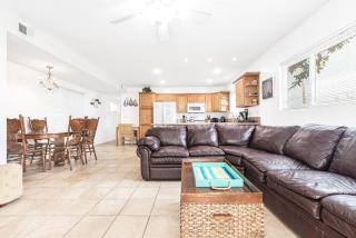 Family-Friendly 2Br Beach Home In Prime Walkable Location By Beachview Rentals - Newport Beach - 3