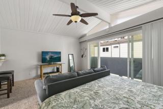 Cozy Studio W- Deck In Prime Location Steps To Beach Bay By Beachview Rentals - Newport Beach - 6
