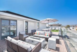 Luxury 4Br Tri-Level W- Modern Interior, Rooftop Deck Ac By Beachview Rentals - Newport Beach - 0