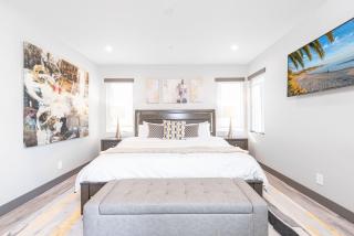 Luxury 4Br Tri-Level W- Modern Interior, Rooftop Deck Ac By Beachview Rentals - Newport Beach - 4