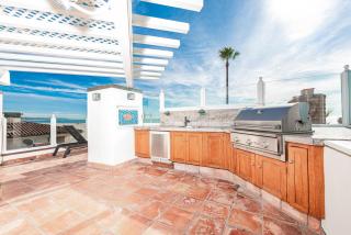 Luxury Oceanfront 3Br W- Rooftop Spa, Bbq, Stunning Views By Beachview Rentals - Newport Beach - 6