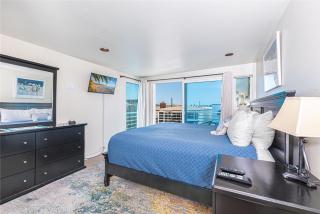 Modern Oceanview TriLevelSteps From43RdStBeach ByBeachviewRentals - Newport Beach - 1