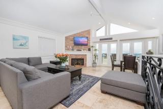 4Br Oceanfront W- Ac Panoramic Views In Coveted Location By Beachview Rentals - Newport Beach - 3