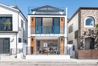 Luxury 3Br W- Rooftop Deck, Grill, Ac - Steps From Sand By Beachview Rentals - Newport Beach - 8