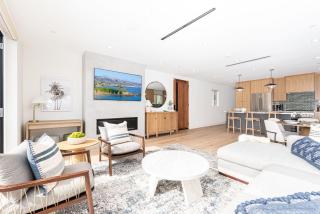 Luxury 3Br W- Rooftop Deck, Grill, Ac - Steps From Sand By Beachview Rentals - Newport Beach - 6