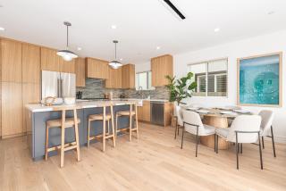 Luxury 3Br W- Rooftop Deck, Grill, Ac - Steps From Sand By Beachview Rentals - Newport Beach - 1