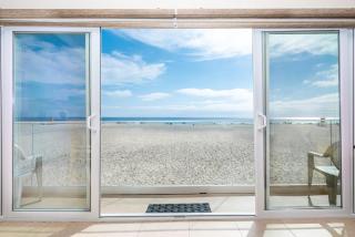 3Br Oceanfront In Desirable Location At Excellent Value By Beachview Rentals - Newport Beach - 8