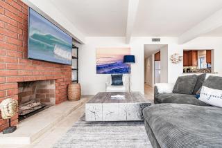 Modern Oceanfront 2Br W- Panoramic Views Boardwalk Access By Beachview Rentals - Newport Beach - 0