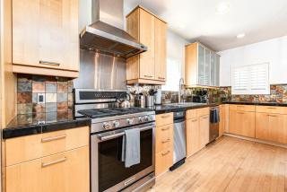 Updated 3Br Beach Home W- Patio, Bbq Prime Location By Beachview Rentals - Newport Beach - 6