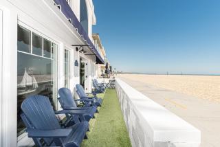 Spectacular 6Br Oceanfront Home In Highly-Coveted Location By Beachview Rentals - Newport Beach - 1