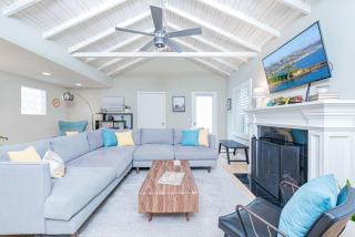 Updated 3Br Beach Home W- Patio, Bbq Prime Location By Beachview Rentals - Newport Beach - 3