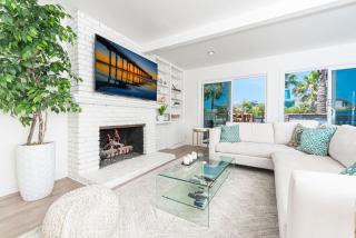 Central 4Br W- Bayview Deck, Fire Pit, Bbq Steps To Beach By Beachview Rentals - Newport Beach - 0