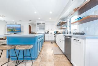 Luxury 5Br Vacation Home W- Rooftop Deck, Ocean Views Ac By Beachview Rentals - Newport Beach - 6