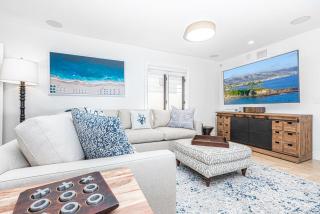 Luxury 5Br Vacation Home W- Rooftop Deck, Ocean Views Ac By Beachview Rentals - Newport Beach - 2