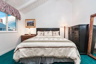 Affordable 4Br Oceanfront In Prime Walkable Location By Beachview Rentals - Newport Beach - 2