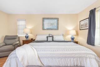 Affordable 2Br Oceanfront W Large Patio & Boardwalk Access By Beachview Rentals - 4