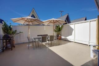 Retro A-Frame Studio W- Loft Sun Deck Steps From Beach By Beachview Rentals - Newport Beach - 9