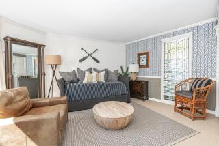 Iconic 4Br Bayfront Home W- Unmatched Indoor-Outdoor Living By Beachview Rentals - Newport Beach - 2