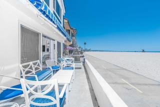 Luxe Oceanfront 3Br W- Rooftop Deck Pier To Pier Location By Beachview Rentals - Newport Beach - 9