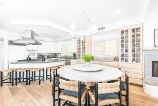 Luxe Oceanfront 3Br W- Rooftop Deck Pier To Pier Location By Beachview Rentals - Newport Beach - 2