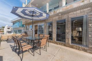 Spacious 3Br W- Large Oceanview Patio - One House From Sand By Beachview Rentals - Newport Beach - 9