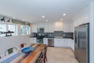 Spacious 3Br W- Large Oceanview Patio - One House From Sand By Beachview Rentals - Newport Beach - 8
