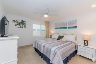 Spacious 3Br W- Large Oceanview Patio - One House From Sand By Beachview Rentals - Newport Beach - 7