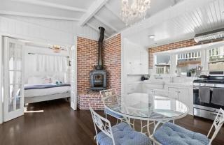 3Br Oceanfront Duplex W- Large Patio, Built-In Bbq Views By Beachview Rentals - Newport Beach - 4