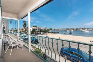 Spacious 3Br Bayfront W- Harbor Views Walk To Beach By Beachview Rentals - Newport Beach - 8