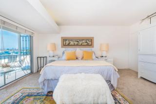 Spacious 3Br Bayfront W- Harbor Views Walk To Beach By Beachview Rentals - Newport Beach - 6