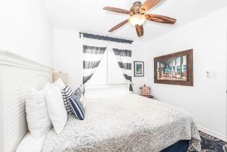 3Br Bayfront W- Expansive Front Patio - Easy Walk To Beach By Beachview Rentals - Newport Beach - 4