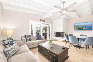 Stylish 6Br Duplex One Block From Beach Boardwalk By Beachview Rentals - Newport Beach - 8