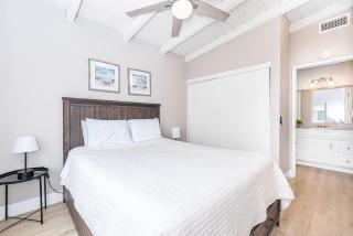 Stylish 6Br Duplex One Block From Beach Boardwalk By Beachview Rentals - Newport Beach - 5