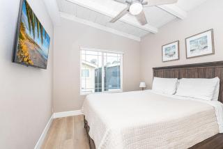 Stylish 6Br Duplex One Block From Beach Boardwalk By Beachview Rentals - Newport Beach - 3