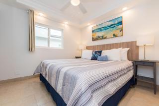 Spacious 6Br W- Oceanview Deck Bbq One House From Sand By Beachview Rentals - Newport Beach - 1