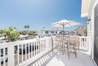 Darling 3Br Beach Home On Quiet Street Easy Walk To Beach By Beachview Rentals - Newport Beach - 9