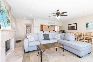 Spacious 3Br Oceanfront At Balboa Pier Walk To It All By Beachview Rentals - Newport Beach - 7
