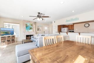 Spacious 3Br Oceanfront At Balboa Pier Walk To It All By Beachview Rentals - Newport Beach - 5